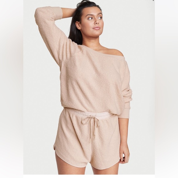 Victoria's Secret Sweaters - 🆕 VICTORIA'S SECRET Teddy Fleece Crewneck Set M  8/10